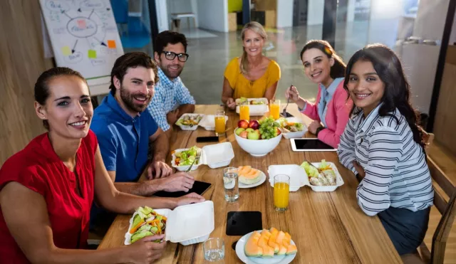 pausa-pranzo-in-agenzia