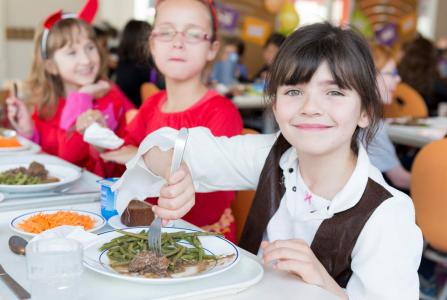 bambini rimini e riccione mangiano elior